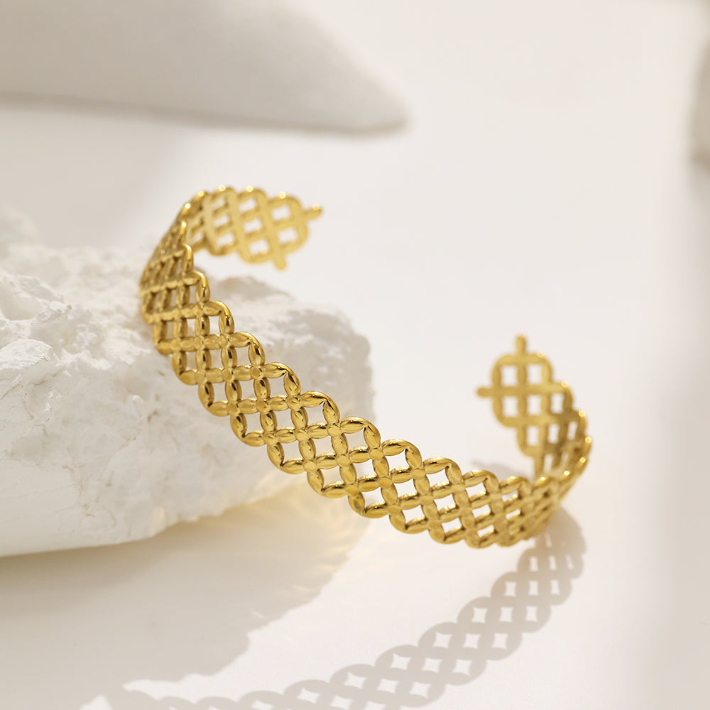 Stainless steel plated 18-karat gold mesh half-open gold bracelet